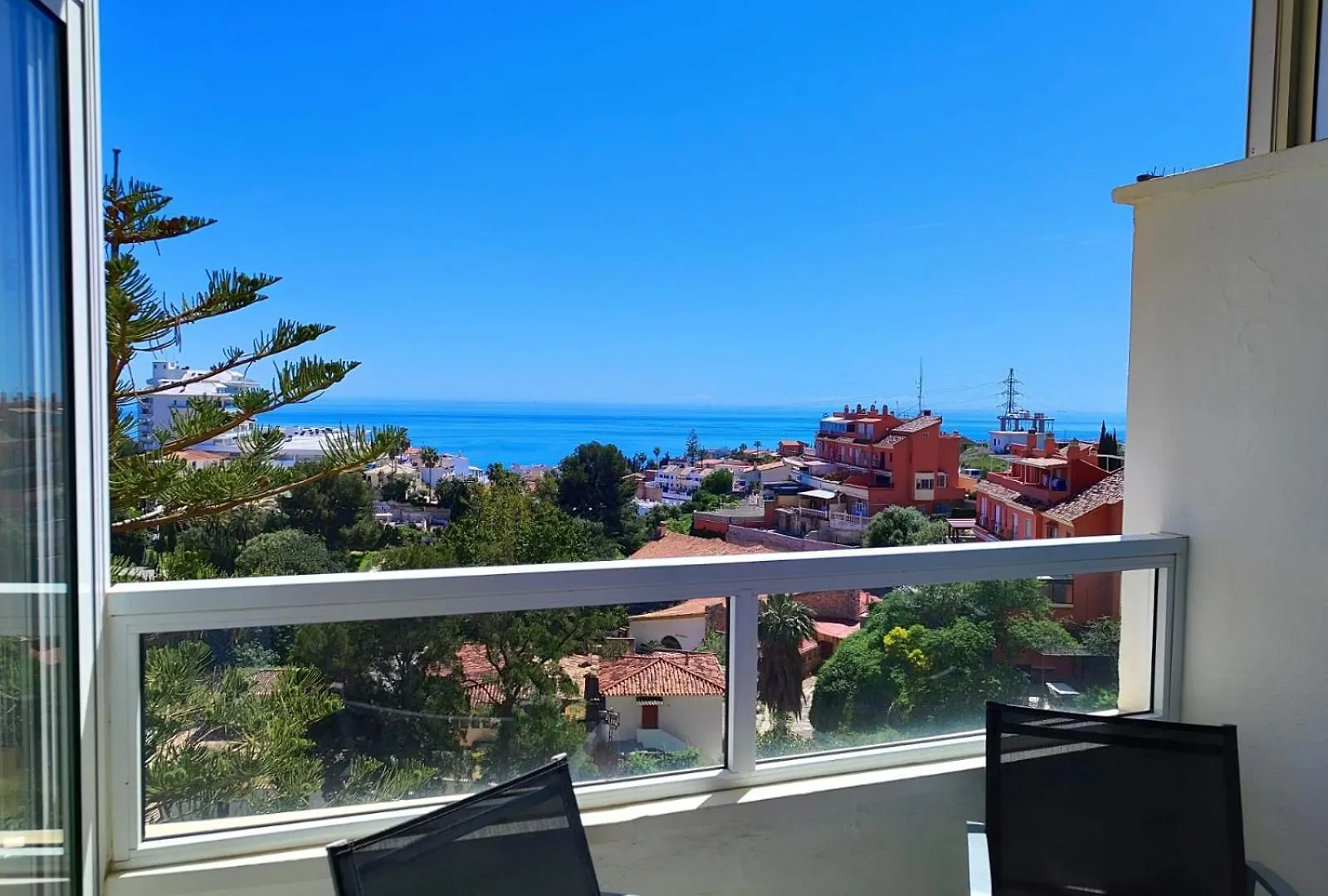 Alessandra 2 Sea View Apartment Fuengirola