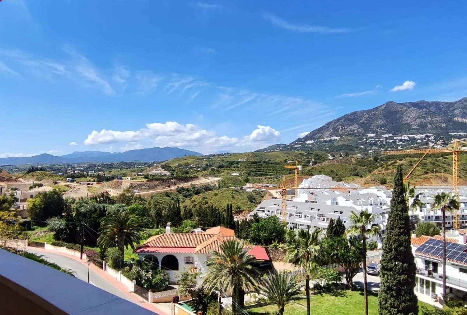 Alessandra 2 Sea View Apartment Fuengirola