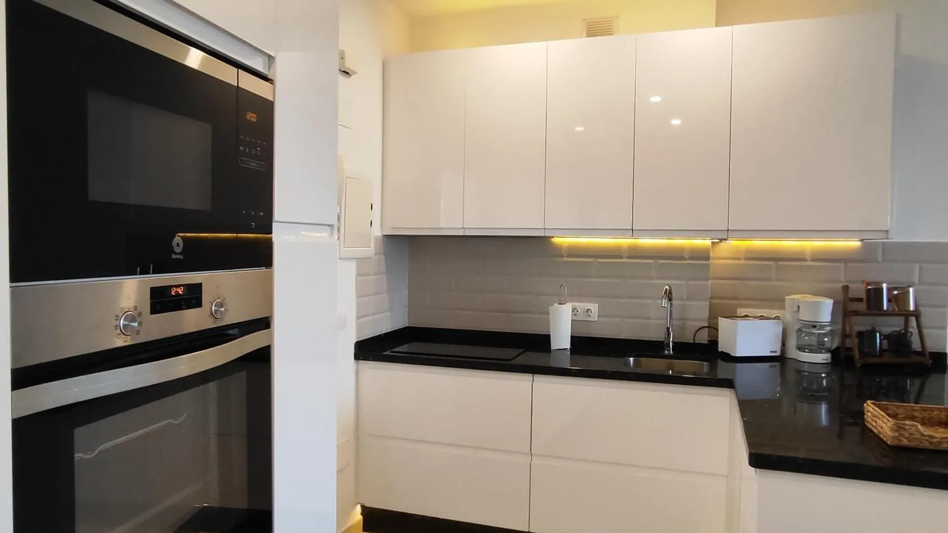 Alessandra 2 Sea View Apartment Fuengirola