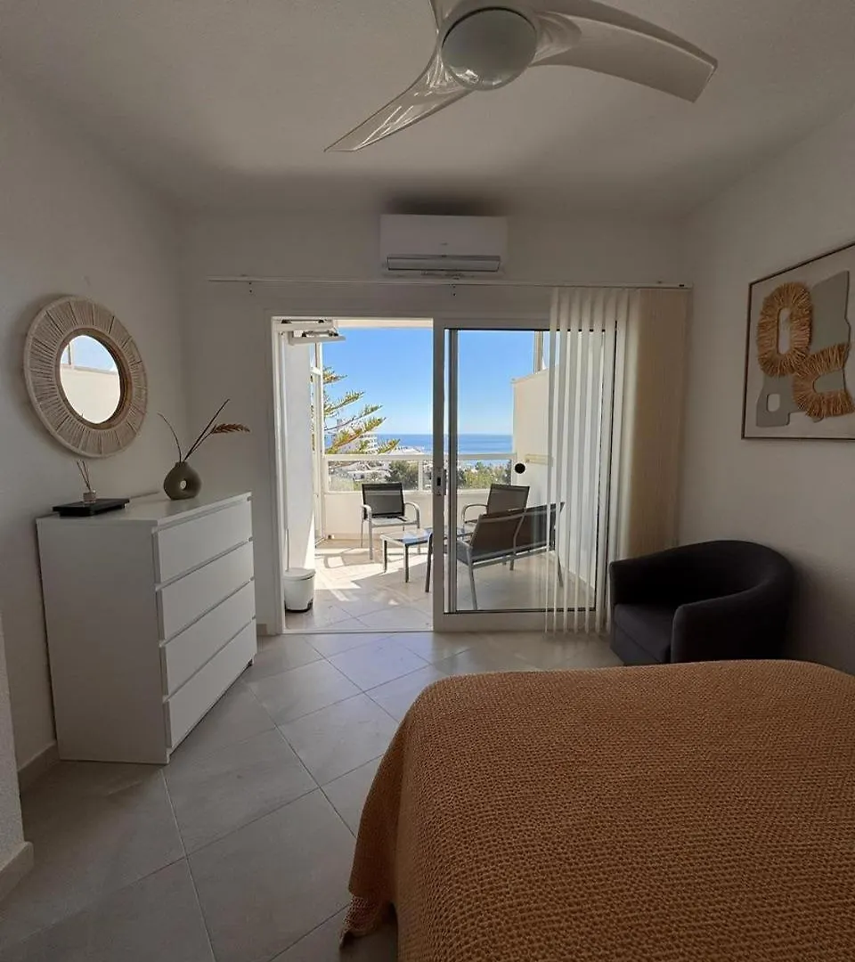 Alessandra 2 Sea View Apartment Fuengirola