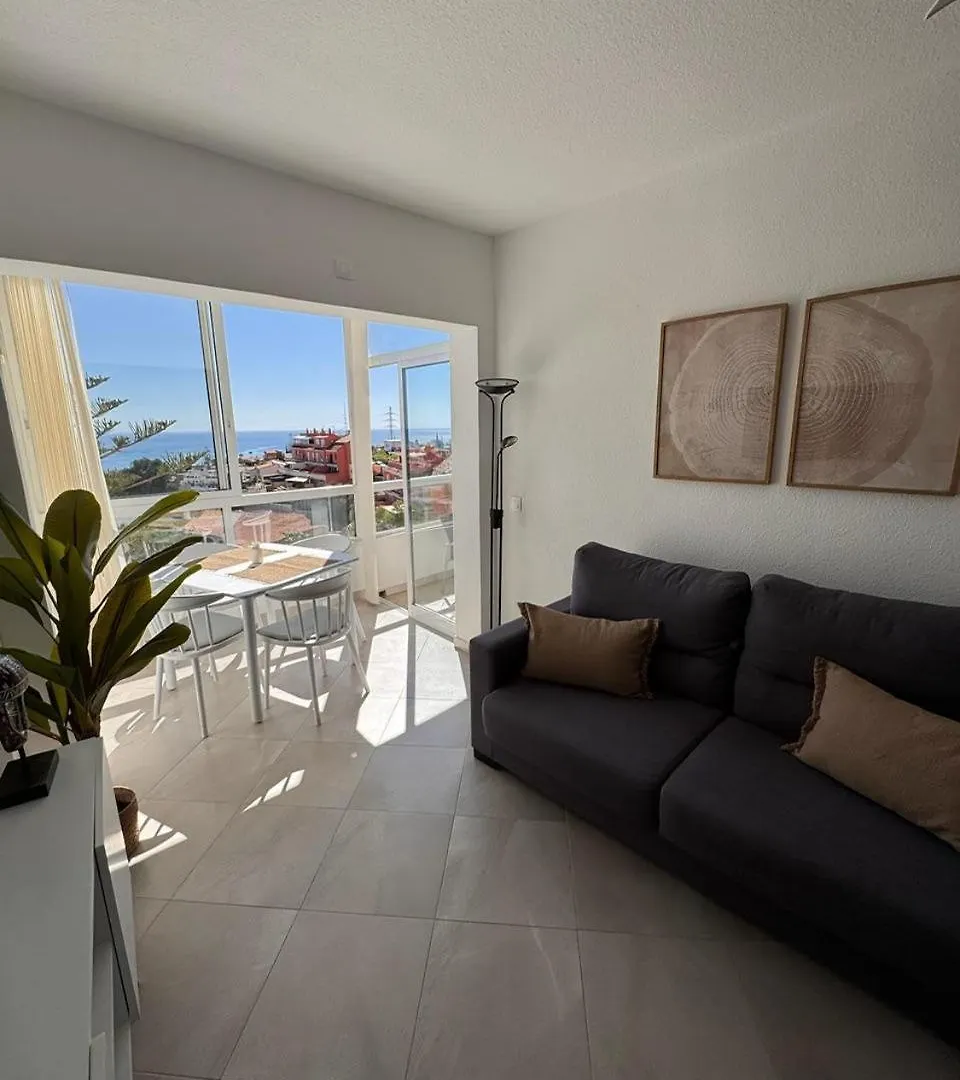Alessandra 2 Sea View Apartment Fuengirola